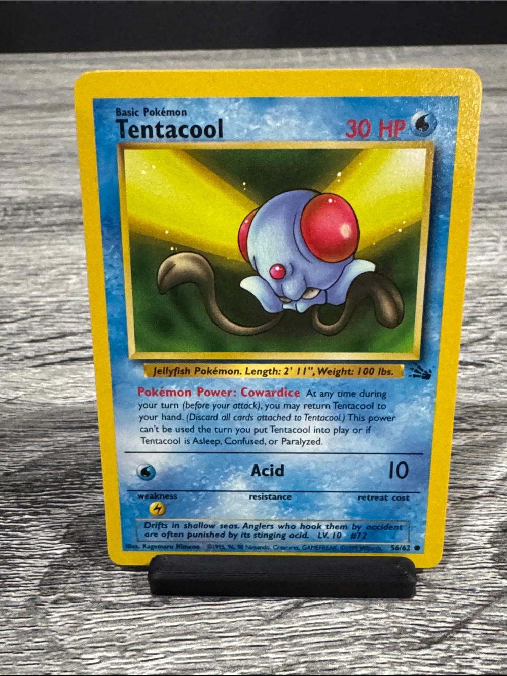 Pokémon | Fossil #56/62: Tentacool (1999) - Vintage Collectible Trading Card